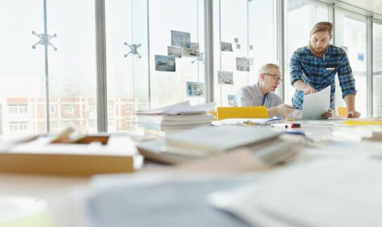 Dlaczego warto wybierać papiery specjalistyczne od sprawdzonego dystrybutora papieru?