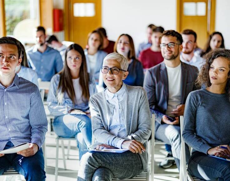 Co obejmują szkolenia z terapii konopnej?