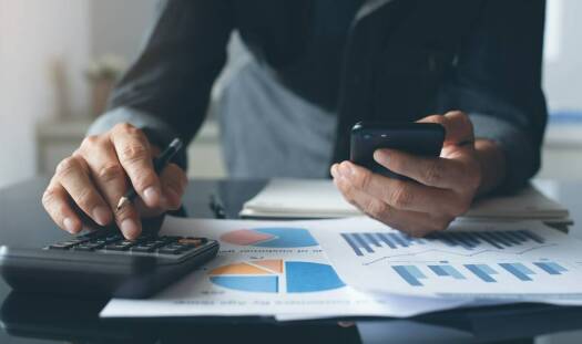 Jakie czynniki wpływają na wybór odpowiedniego ubezpieczenia komunikacyjnego?