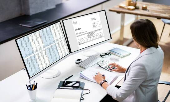 Efektywne zarządzanie księgami handlowymi z biurem rachunkowym