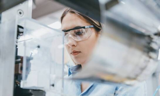 Jak technologia wpływa na jakość ram do obrazów?