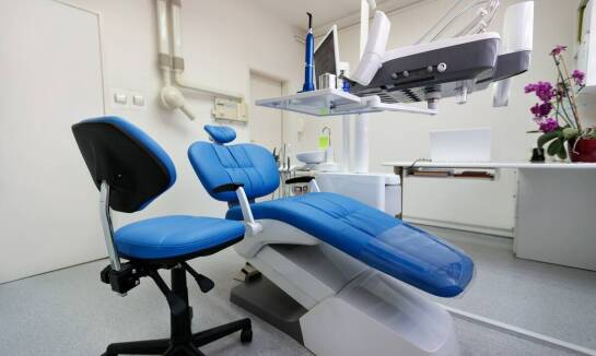 Jak system multimedialny wspiera proces leczenia stomatologicznego?