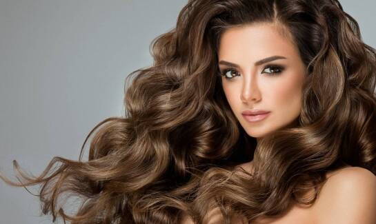 Sombre – jakie efekty można osiągnąć dzięki tej technice koloryzacji?