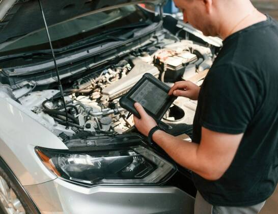 Rola nowoczesnych technologii w badaniach technicznych samochodów