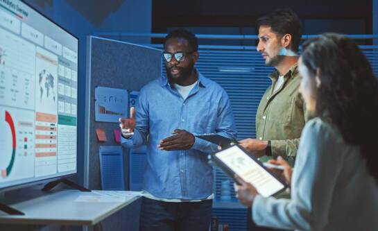 Jak zintegrować kampanie reklamowe na Facebooku z innymi kanałami marketingowymi?