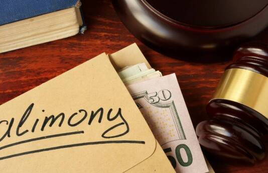 Jakie są skutki prawne złożenia wniosku o zabezpieczenie alimentów?