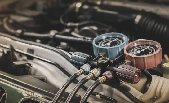 Jaki czynnik chłodniczy jest najlepszy do klimatyzacji samochodowej?