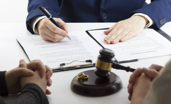 Jakie są prawa rodziców po rozwodzie, które wyjaśni kancelaria adwokacka?