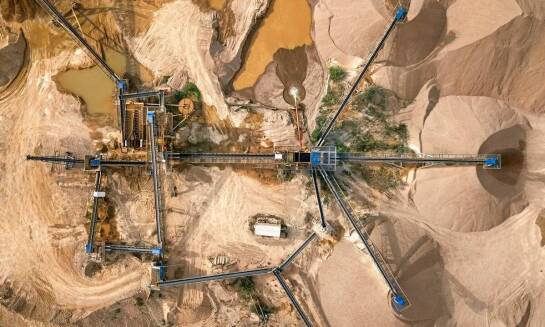 Przesiewacze wibracyjne a ich rola w optymalizacji procesów przemysłowych