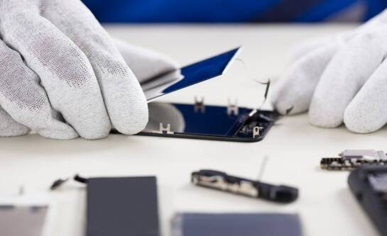 Kluczowe etapy naprawy problemu z kartą SIM w iPhone