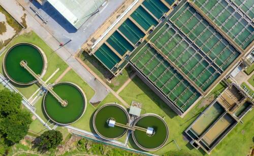 Jakie są różnice między różnymi modelami przydomowych oczyszczalni ścieków?