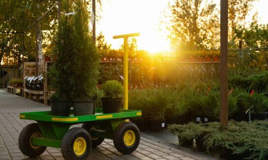 Jak plastikowe wanny wychwytowe wspierają zgodność z normami ekologicznymi