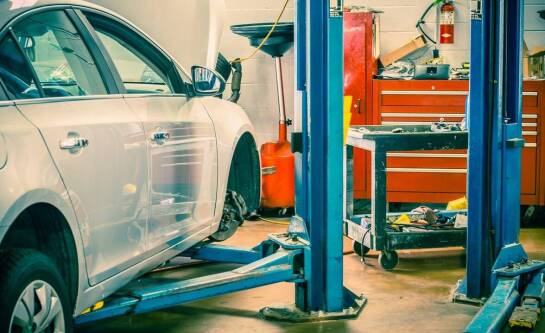 Jak serwis Toyota w Poznaniu pomaga utrzymać wartość rezydualną auta?