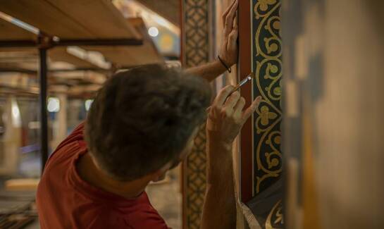 Pozłotnictwo – jak usługi konserwatorskie przywracają blask zabytkom?