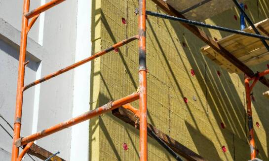 Zastosowanie pianki PUR w izolacji ścian wewnętrznych i zewnętrznych