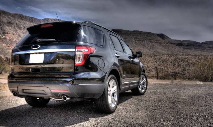 Kiedy warto zdecydować się na wynajem SUV-a?