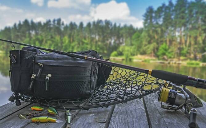 Jakie akcesoria zwiększają bezpieczeństwo na kajaku?