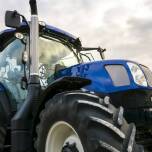 Porównanie różnych modeli ciągników rolniczych dostępnych na rynku