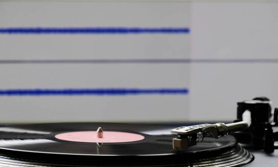 Dlaczego warto inwestować w gramofony z oferty sklepu audio?