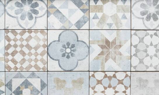 Porcelana ćmielów: klasyczne wzornictwo w nowoczesnym wydaniu