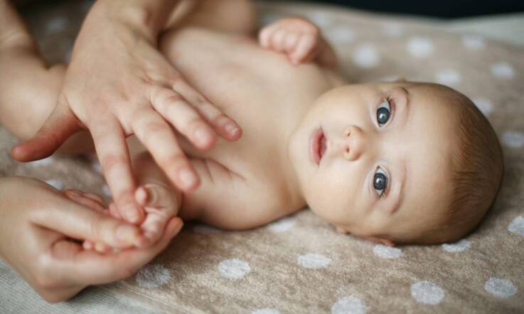 Jak masaż terapeutyczny wspiera dzieci w radzeniu sobie z bólem?