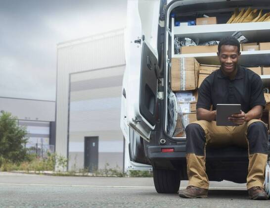 Zakupy z dostawą – jak taxi może ułatwić codzienne życie?