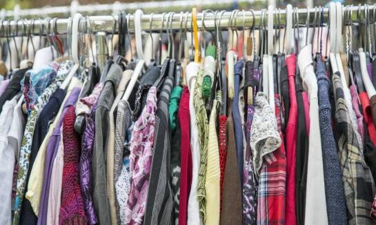 Różnorodność oferty hurtowej a potrzeby lokalnych lumpeksów