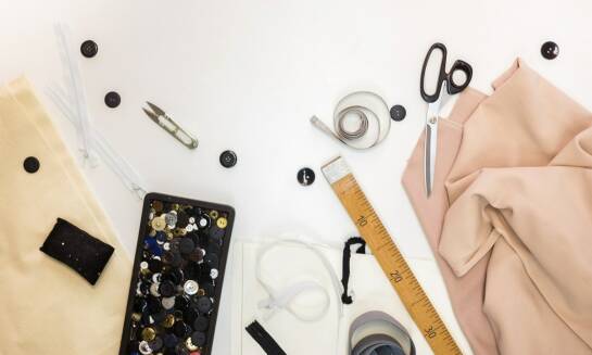 Papier Krawiecki: Kluczowa rola w procesie projektowania odzieży