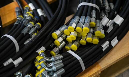 Korzyści z zastosowania specjalistycznych części BT w magazynie