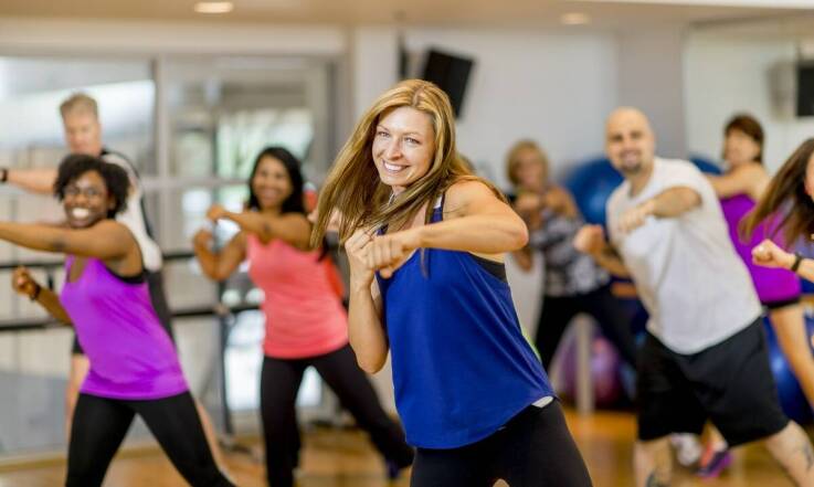 Jak taniec pomaga w rozwijaniu umiejętności społecznych dzieci i młodzieży?