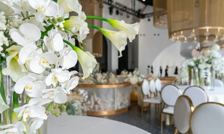 Wpływ aranżacji wnętrza sali bankietowej na odbiór wydarzenia