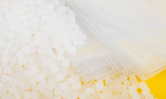 Wpływ grubości folii na wytrzymałość torebek foliowych