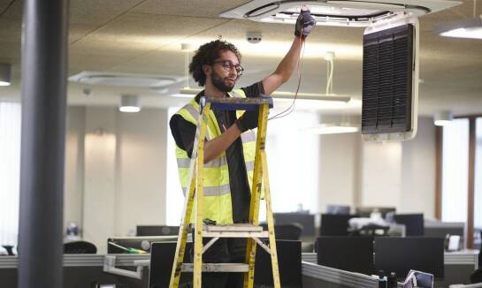 Najlepsze praktyki montażu klimatyzacji w domach jednorodzinnych