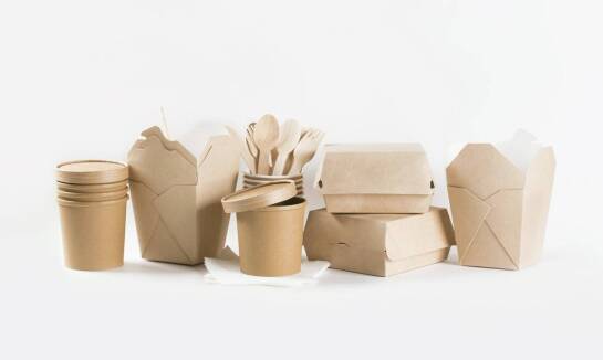 Jakie materiały są wykorzystywane do produkcji ekologicznych opakowań papierowych?