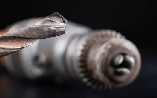 Znaczenie chromowania w zwiększaniu wytrzymałości narzędzi przemysłowych