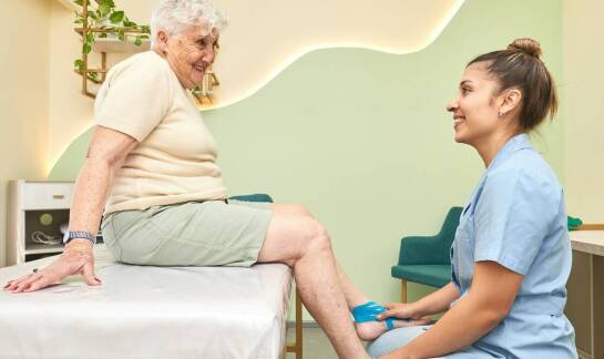 Znaczenie fizjoterapii w codziennej opiece nad seniorami
