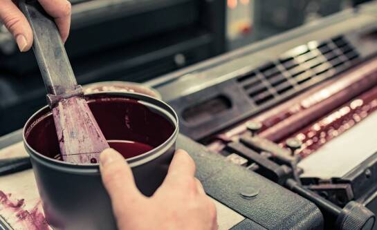 Wpływ innowacyjnych rozwiązań na efektywność utylizacji farb i lakierów