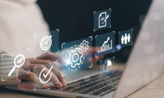 Wykorzystanie stenogramów z nagrań w zarządzaniu informacją głosową