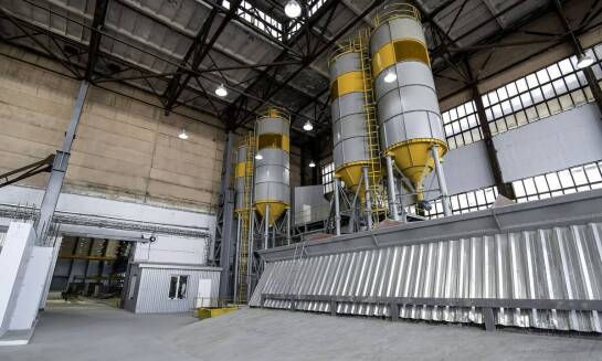 Jakie czynniki wpływają na wybór kształtu kosza betonowego?