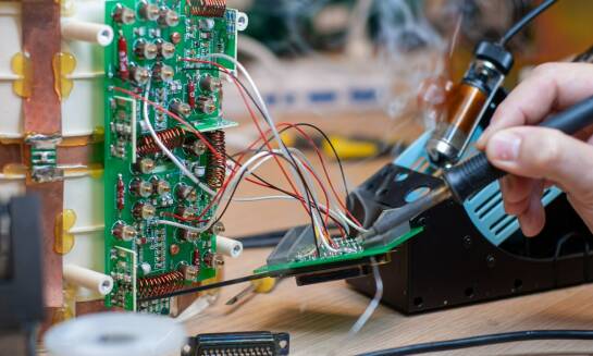 Rola serwisów specjalizujących się w regeneracji podzespołów w motoryzacji