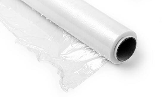 Jak folia strecz bezbarwna chroni produkty przed uszkodzeniami mechanicznymi?