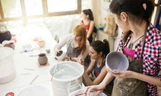 Kursy na ASP: jak odkryć i rozwijać indywidualny styl artystyczny?