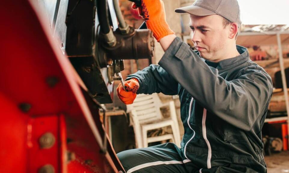 Specyfika badań technicznych dla ciągników rolniczych na naszej stacji