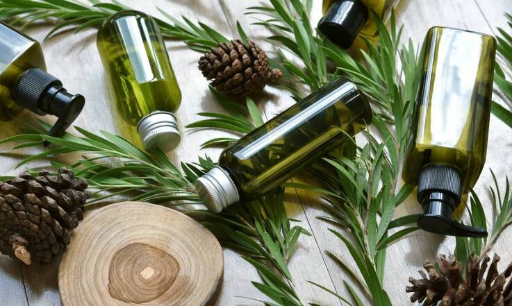 Jakie są korzyści z użycia aromatu migdałowego w produktach wegańskich?