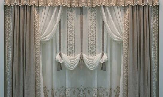 Rola firan w regulacji temperatury wnętrza: praktyczne porady