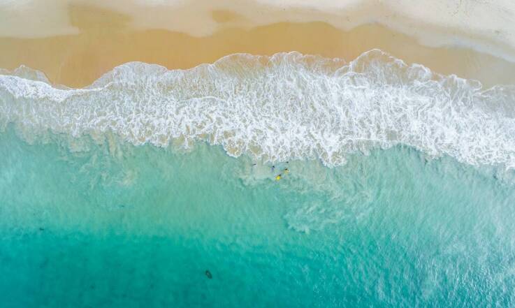 Jak sprzedaż nieruchomości nad morzem może stać się dochodowym biznesem?