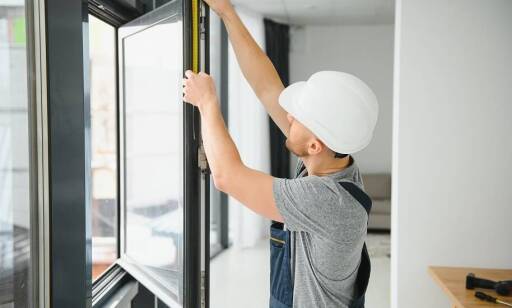 Na czym polega szczelny montaż okien?