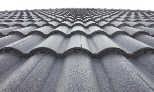 Czy dachówka cementowa to zawsze dobry wybór?