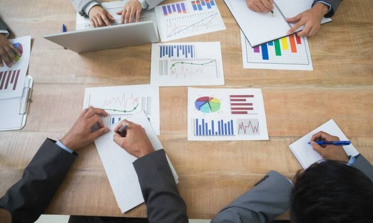 Kursy instruktorskie – jak dostosować program szkoleniowy do różnych poziomów zaawansowania?