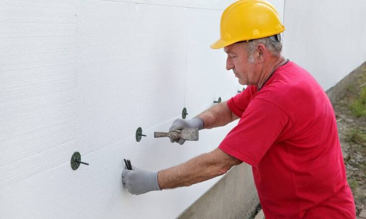 Zalety wykorzystania styropianu w ociepleniu budynków